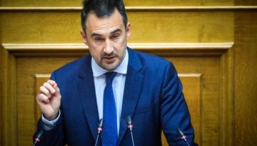 &Chi;&alpha;&rho;ί&tau;&sigma;&eta;&sigmaf; &gamma;&iota;&alpha; Mercosur: &Eta; &kappa;&upsilon;&beta;έ&rho;&nu;&eta;&sigma;&eta; &tau;&eta;&sigmaf; &Nu;&Delta; &gamma;&iota;&alpha; &mu;ί&alpha; &alpha;&kappa;ό&mu;&eta; &phi;&omicron;&rho;ά &sigma;&tau;έ&kappa;&epsilon;&tau;&alpha;&iota; &alpha;&pi;έ&nu;&alpha;&nu;&tau;&iota; &sigma;&tau;&alpha; &sigma;&upsilon;&mu;&phi;έ&rho;&omicron;&nu;&tau;&alpha; &tau;&omicron;&upsilon; &alpha;&gamma;&rho;&omicron;&tau;&iota;&kappa;&omicron;ύ &kappa;ό&sigma;&mu;&omicron;&upsilon;