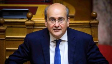 Χατζηδάκης για διεθνείς εξελίξεις: “Δύσκολο το σταυρόλεξο της εξωτερικής πολιτικής, για όλες τις χώρες”