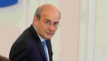 Χατζηδάκης για ΕΕ-ΗΠΑ: «Η παραδοσιακή σχέση ανάμεσα στις δύο πλευρές του Ατλαντικού αρχίζει να αλλάζει»