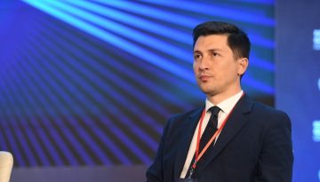 Χρηστίδης: «Για το ΠΑΣΟΚ, ο πολιτικός αντίπαλος ήταν και παραμένει η ΝΔ»