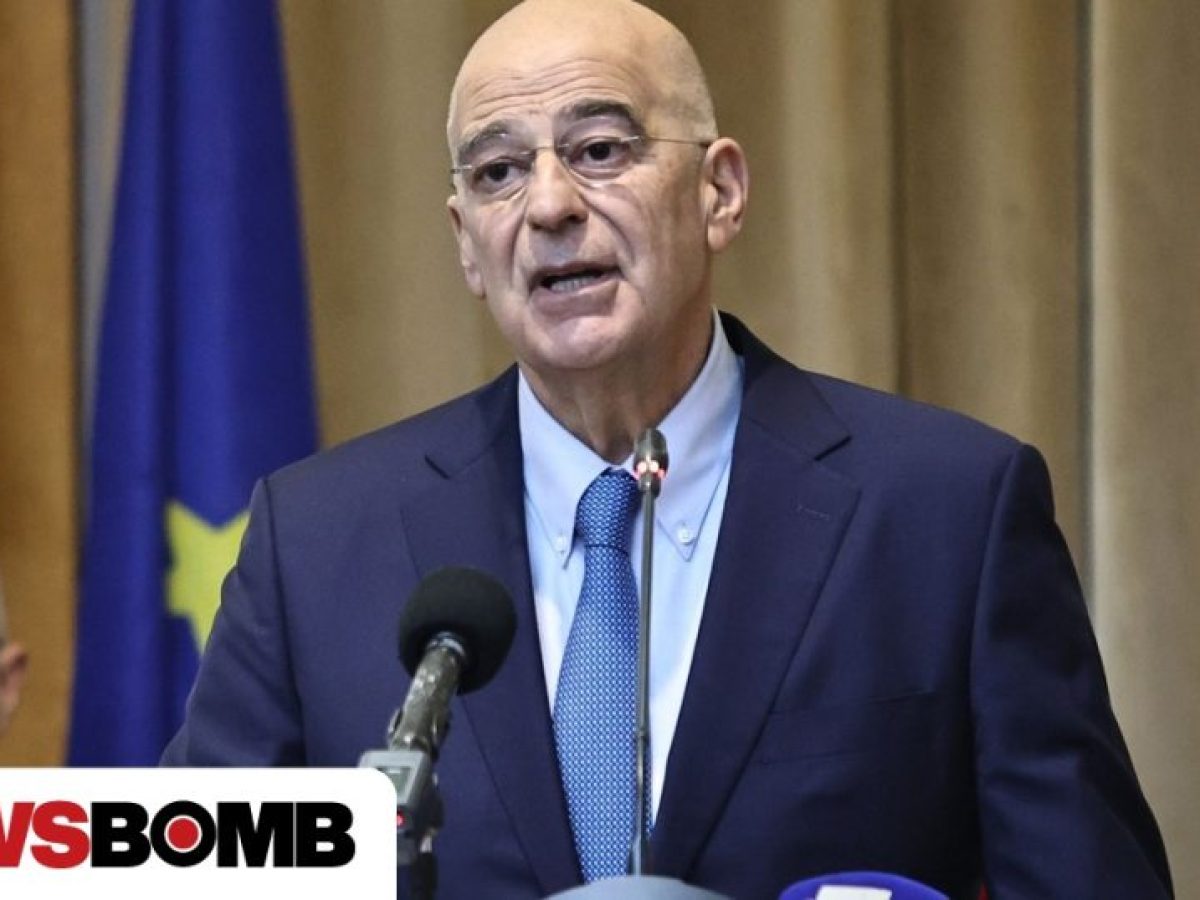 Δένδιας: Ειλικρινή συλλυπητήρια στους οικείους του Αλέξανδρου Παπαδόγγονα