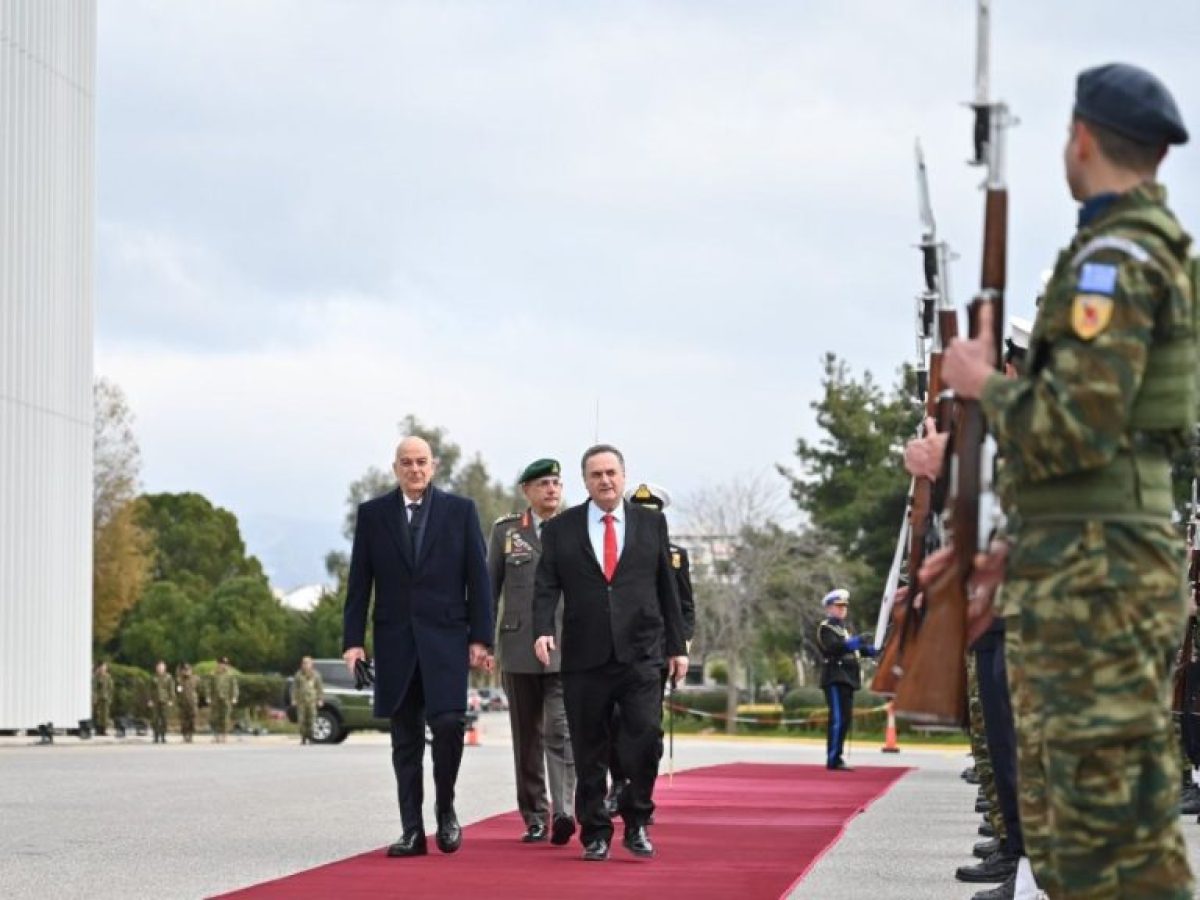 Δένδιας με Κατζ: Κοινή βούληση Ελλάδας και Ισραήλ για ανάπτυξη της αμυντικής συνεργασίας