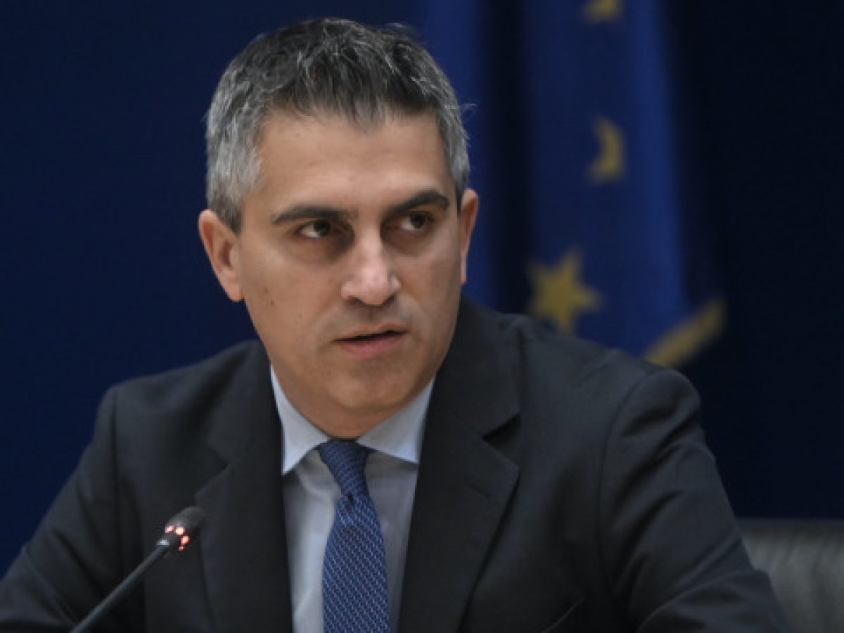 Δήμας για το χάος στα αεροδρόμια: Αποκαταστάθηκε το τεχνικό πρόβλημα στις συχνότητες – Απογειώθηκε, εκτάκτως, το εξοπλισμ