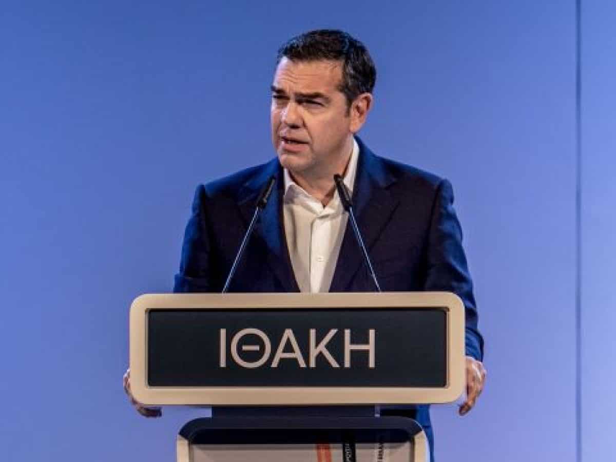 &Alpha;&lambda;έ&xi;&eta;&sigmaf; &Tau;&sigma;ί&pi;&rho;&alpha;&sigmaf;: &Mu;&epsilon; &chi;&rho;&omega;&mu;&alpha;&tau;&iota;&sigma;&mu;&omicron;ύ&sigmaf; &ldquo;&Iota;&theta;ά&kappa;&eta;&sigmaf;&rdquo; &omicron;&iota; &epsilon;&upsilon;&chi;έ&sigmaf; &gamma;&iota;&alpha; &tau;&omicron; &nu;έ&omicron; έ&tau;&omicron;&sigmaf; (&Epsilon;&iota;&kappa;ό&nu;&alpha;)