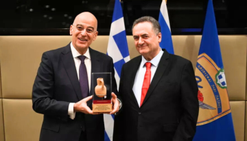 Διπλωματικός “άξονας” Ελλάδας – Αιγύπτου – Ισραήλ: Οι κρίσιμες επαφές, το μήνυμα στην Τουρκία και τα