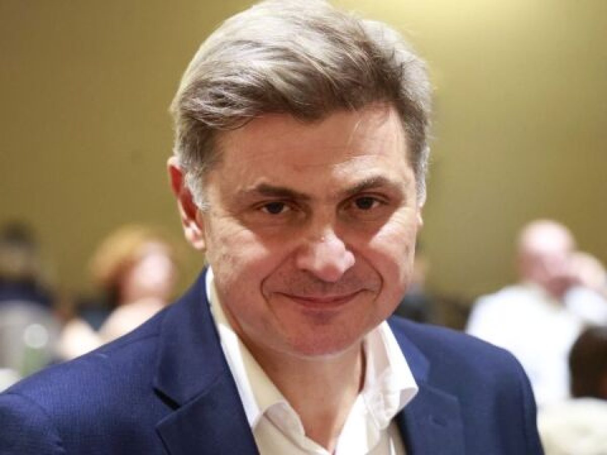 Φαραντούρης για διαγραφή από ΣΥΡΙΖΑ: “Η πολιτική δεν είναι ψυχολογικά αδιέξοδα” – Επιμένει ότι δεν π