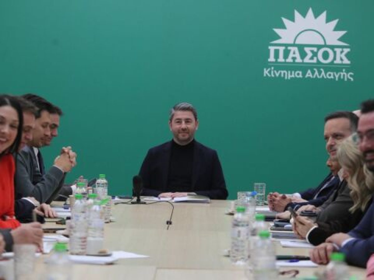 “Φωτιά” στο ΠΑΣΟΚ πριν το συνέδριο: Ανοιχτή σύγκρουση Ανδρουλάκη με Δούκα και Γερουλάνο – Οι έντονοι