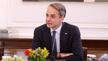 Οι “εκπλήξεις” για τη μεσαία τάξη που αναμένεται να ξεδιπλώσει η κυβέρνηση, με στόχο την αντιμετώπισ