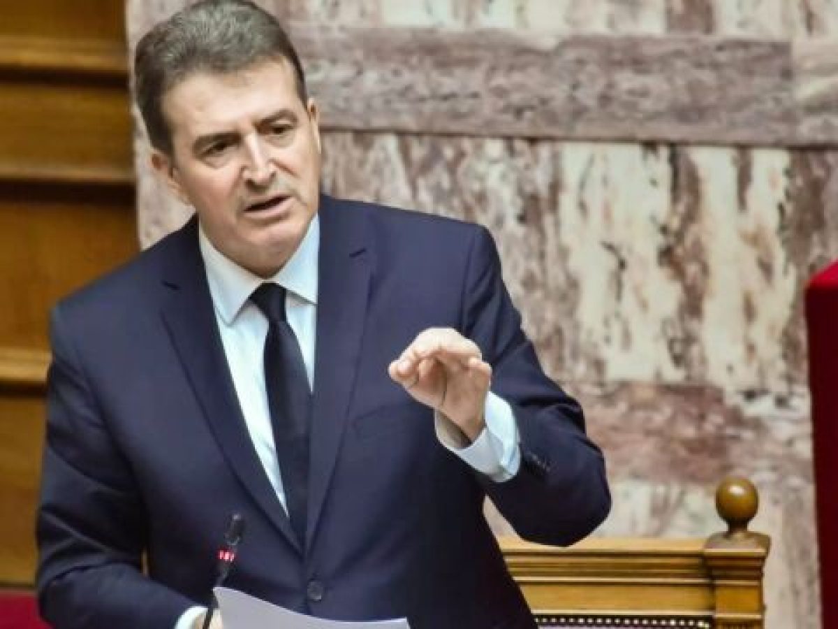 Ο ψύχραιμος Χρυσοχοΐδης και το σχέδιό του σε περίπτωση που οι αγρότες “κόψουν” τη χώρα στα δύο