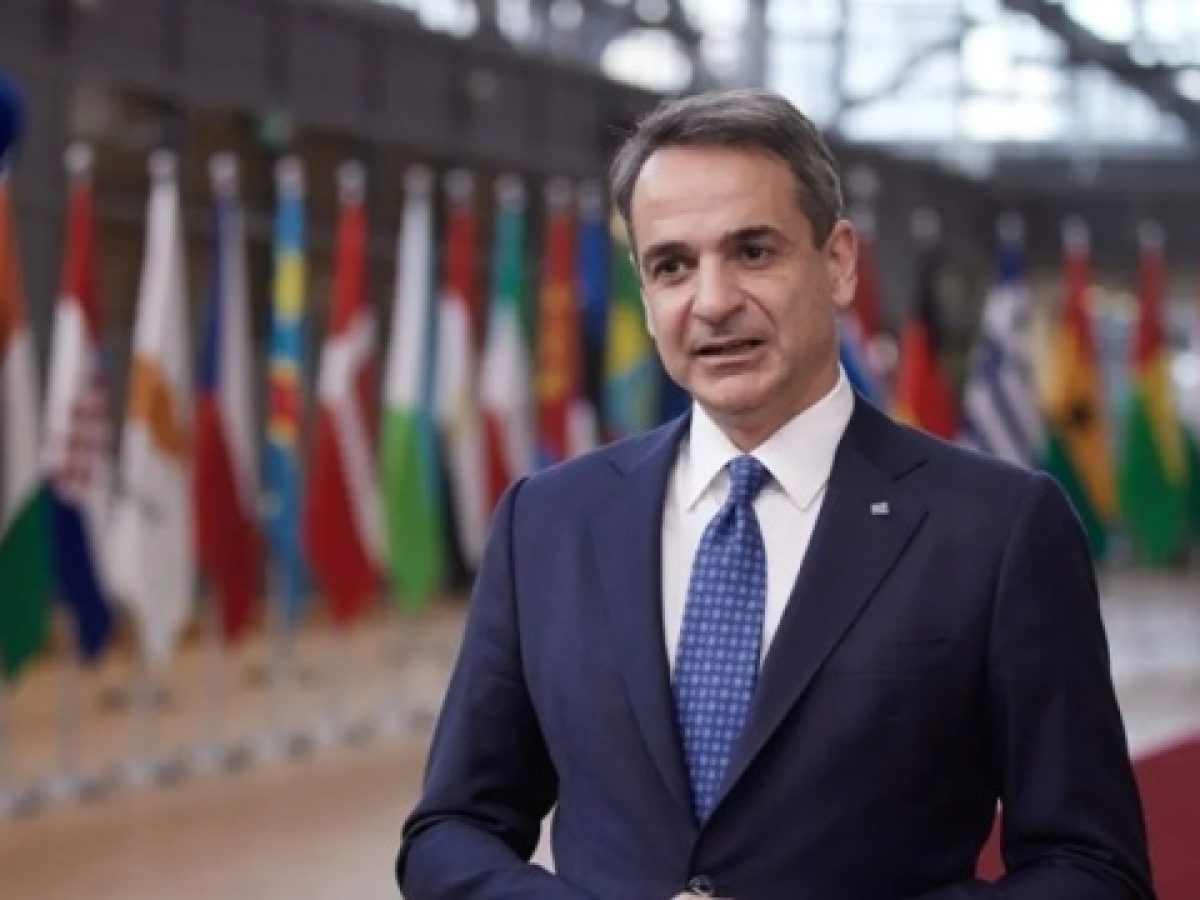 Στις Βρυξέλλες ο Μητσοτάκης για “δύσκολες αποφάσεις”:  Δεν θα πάει στο Νταβός – Το “όχι” σ