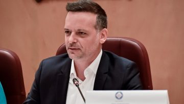 Αιχμές Δούκα για Ανδρουλάκη: «Είμαστε καθηλωμένοι, να αλλάξει η στρατηγική» – Τι λέει για προοδευτική διακυβέρνηση και δι