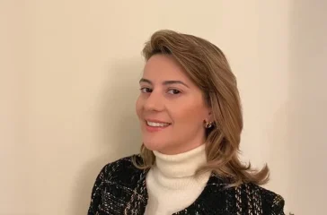 efige-apo-ti-zoi-sta