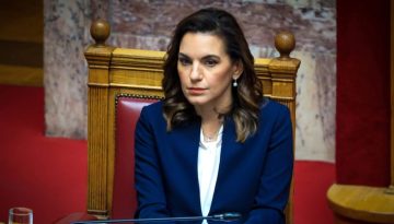 Έκθετοι Φλωρίδης και Κεφαλογιάννη: Χωρίς διαβούλευση το επίμαχο άρθρο για την επιμέλεια των παιδιών