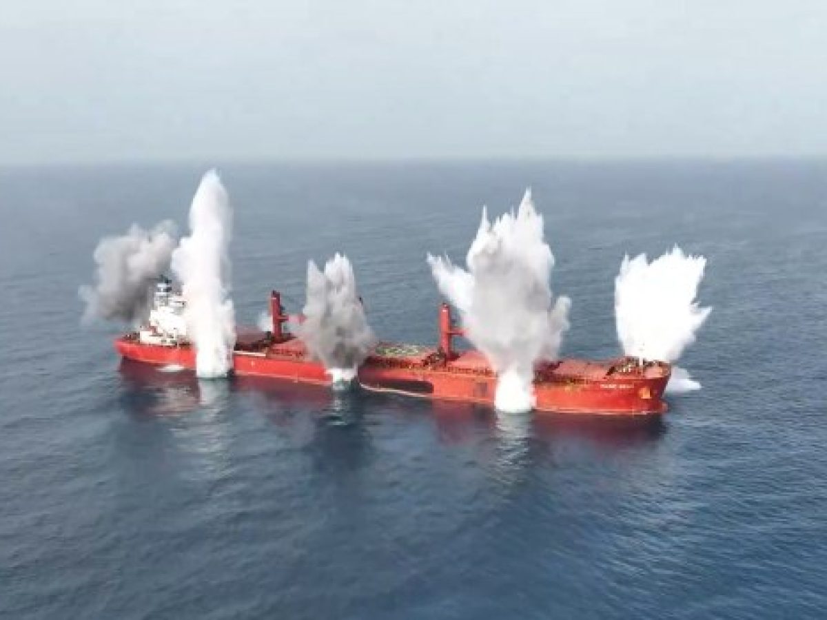 &Epsilon;&lambda;&lambda;ά&delta;&alpha; &kappa;&alpha;&iota; &Eta;&Pi;&Alpha; &sigma;&upsilon;&mu;&phi;ώ&nu;&eta;&sigma;&alpha;&nu; &sigma;&epsilon; &epsilon;&xi;ά&mu;&eta;&nu;&eta; &pi;&alpha;&rho;ά&tau;&alpha;&sigma;&eta; &tau;&eta;&sigmaf; &epsilon;&nu;&eta;&mu;έ&rho;&omega;&sigma;&eta;&sigmaf; &gamma;&iota;&alpha; &tau;&iota;&sigmaf; &epsilon;&pi;&iota;&theta;έ&sigma;&epsilon;&iota;&sigmaf; &tau;&omega;&nu; &Chi;&omicron;ύ&theta;&iota; &sigma;&tau;&eta;&nu; &Epsilon;&rho;&upsilon;&theta;&rho;ά &Theta;ά&lambda;&alpha;&sigma;&sigma;&alpha;