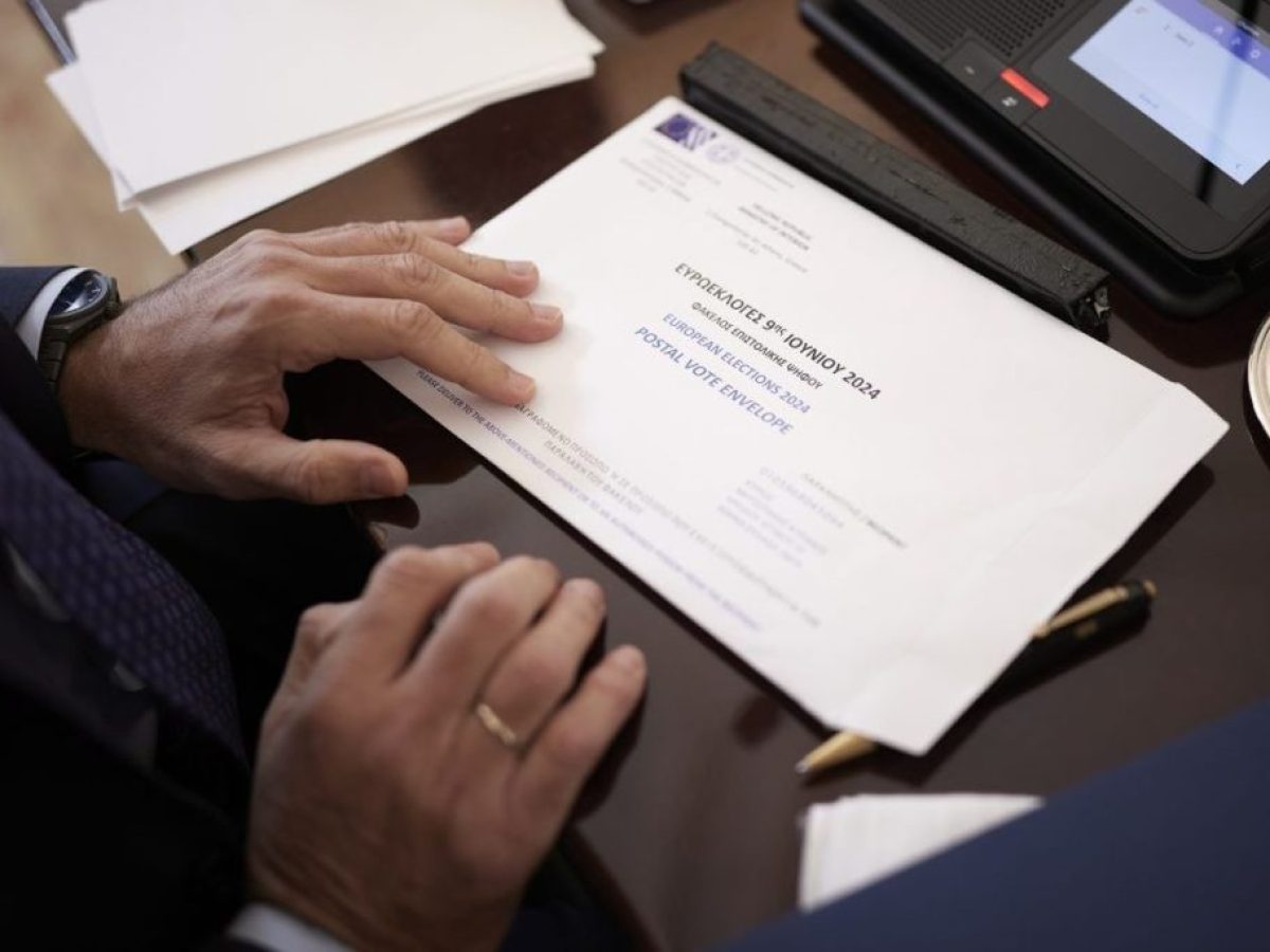 Επιστολική ψήφος για τους εκτός Ελλάδας εκλογείς – Τι λέει η πρόταση