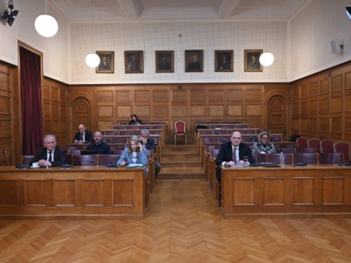 &Epsilon;&xi;&epsilon;&tau;&alpha;&sigma;&tau;&iota;&kappa;ή &ndash; &Omicron;&Pi;&Epsilon;&Kappa;&Epsilon;&Pi;&Epsilon;: &Kappa;&alpha;&tau;ά&theta;&epsilon;&sigma;&eta; &gamma;&iota;&alpha; 13 &chi;&rho;ό&nu;&iota;&alpha; &pi;&rho;&iota;&nu; &ndash; &laquo;&Kappa;&alpha;&mu;ί&alpha; &sigma;&chi;έ&sigma;&eta; &mu;&epsilon; &tau;&eta; &sigma;&upsilon;&nu;&tau;&omicron;&nu;&iota;&sigma;&mu;έ&nu;&eta; &alpha;&pi;ά&tau;&eta; &pi;&omicron;&upsilon; &beta;&lambda;έ&pi;&omicron;&upsilon;&mu;&epsilon; &sigma;ή&mu;&epsilon;&rho;&alpha;&raquo;