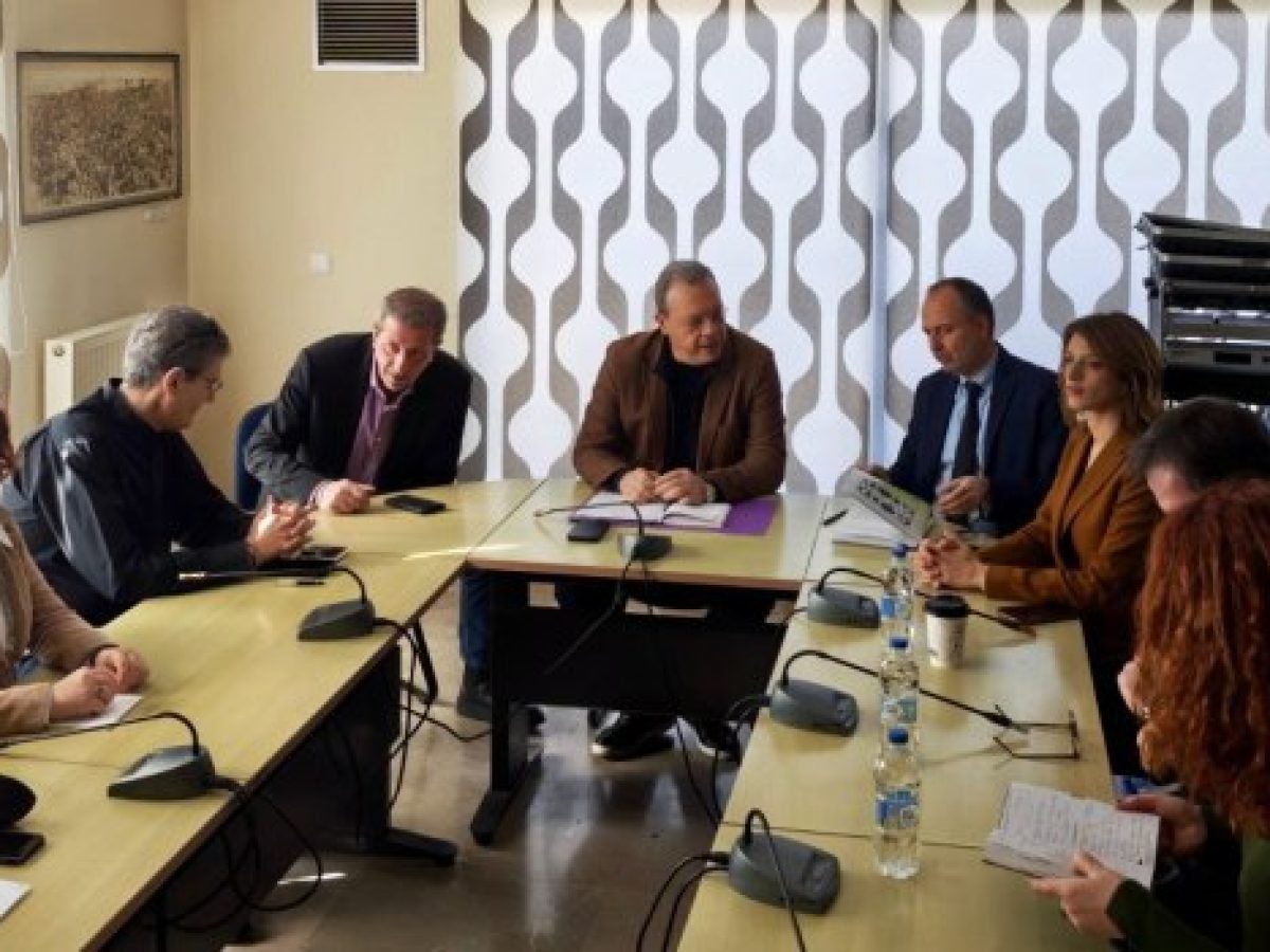 Φάμελλος: Η κυβέρνηση έχει επιτεθεί στα εργασιακά δικαιώματα, στην υγεία και την ασφάλεια