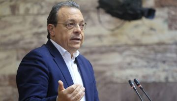 Φάμελλος κατά Μητσοτάκη: Δεν είναι αλά καρτ η απαίτηση τήρησης του διεθνούς δικαίου