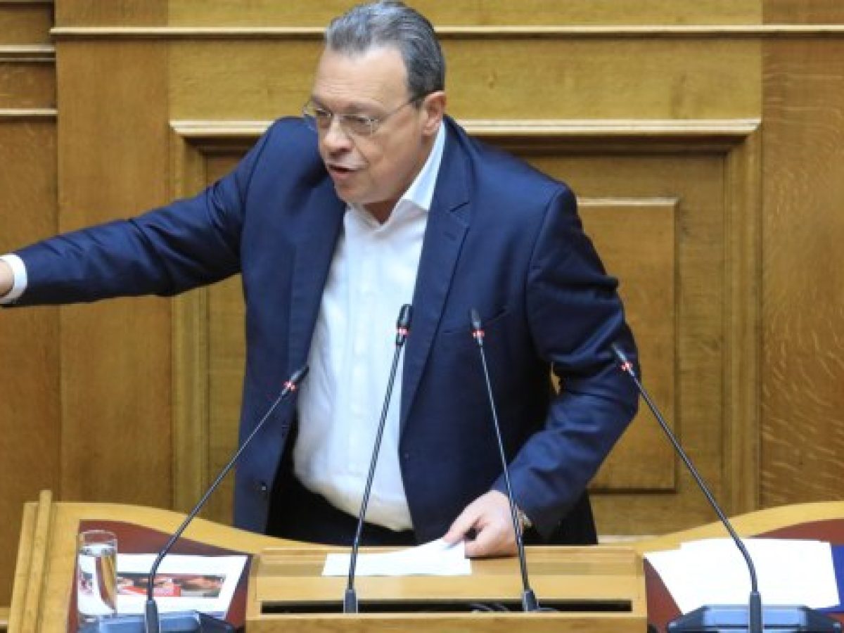 Φάμελλος: Ντροπή και προσβολή η απουσία του πρωθυπουργού στη Βουλή – Πρόταση από ΣΥΡΙΖΑ για Εθνικό Συμβούλιο Αγροτικής Πο