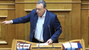 Φάμελλος: Ντροπή και προσβολή η απουσία του πρωθυπουργού στη Βουλή – Πρόταση από ΣΥΡΙΖΑ για Εθνικό Συμβούλιο Αγροτικής Πο