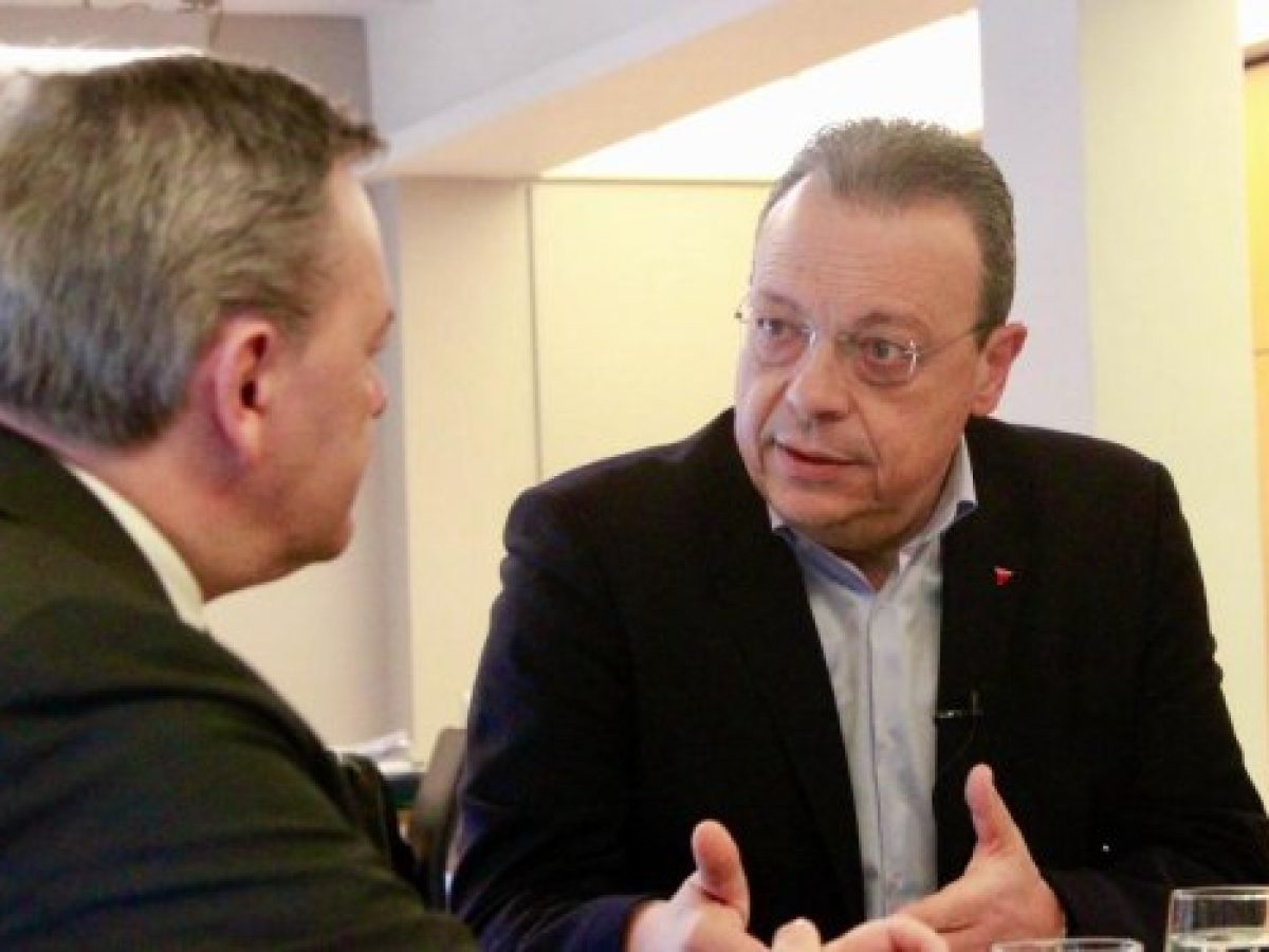 Φάμελλος στον Δανό πρέσβη: Ευρώπη και Ελλάδα οφείλουν να υπερασπίζονται το Διεθνές Δίκαιο