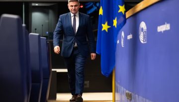 Φαραντούρης:  Ζητά κυρώσεις για τις σφαγές Κούρδων στη Συρία