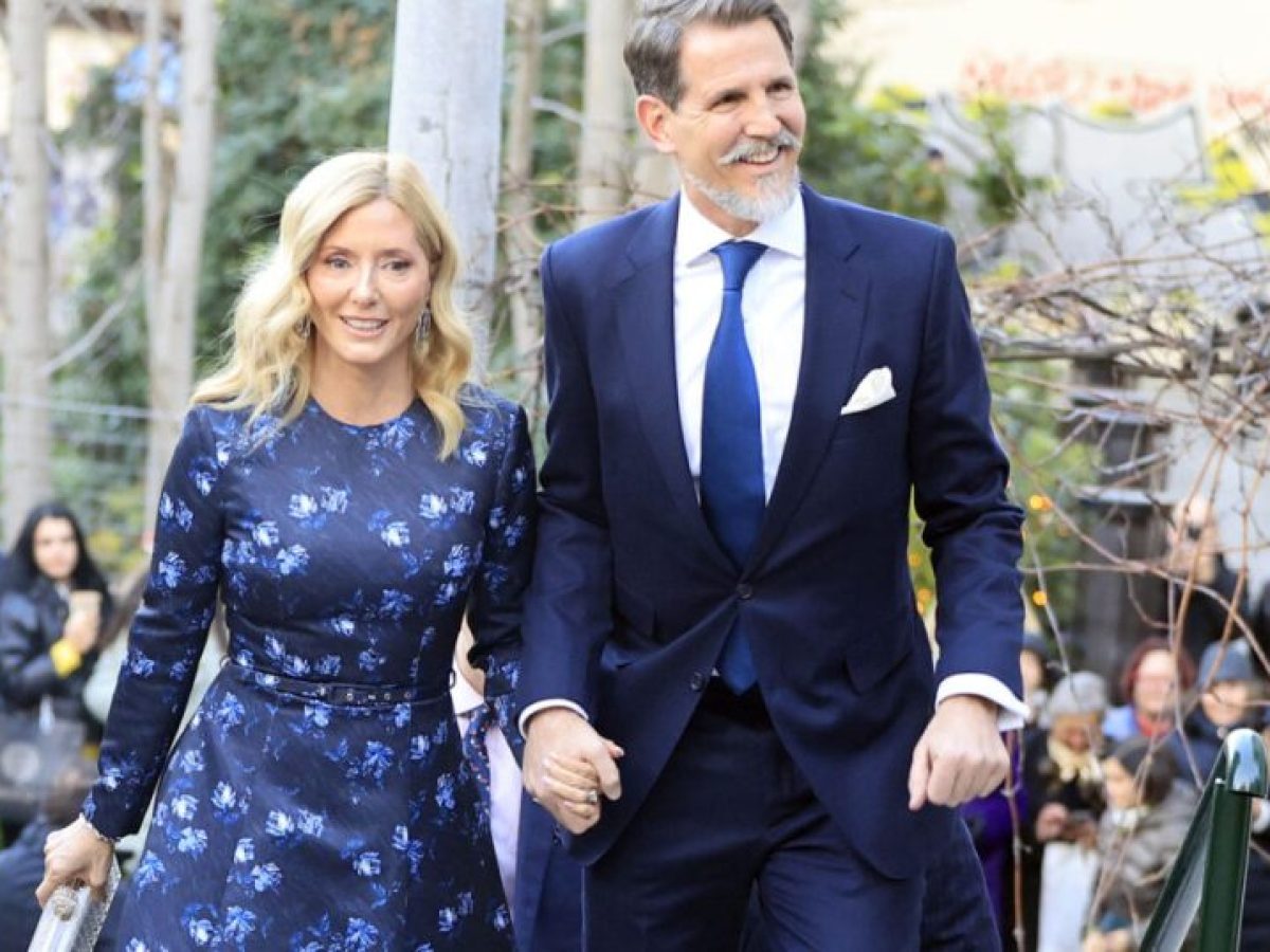 «Γαλαζοαίματες» σκέψεις για τον Δήμο της Αθήνας: Ο Παύλος Ντε Γκρες για την πλατεία Κοτζιά