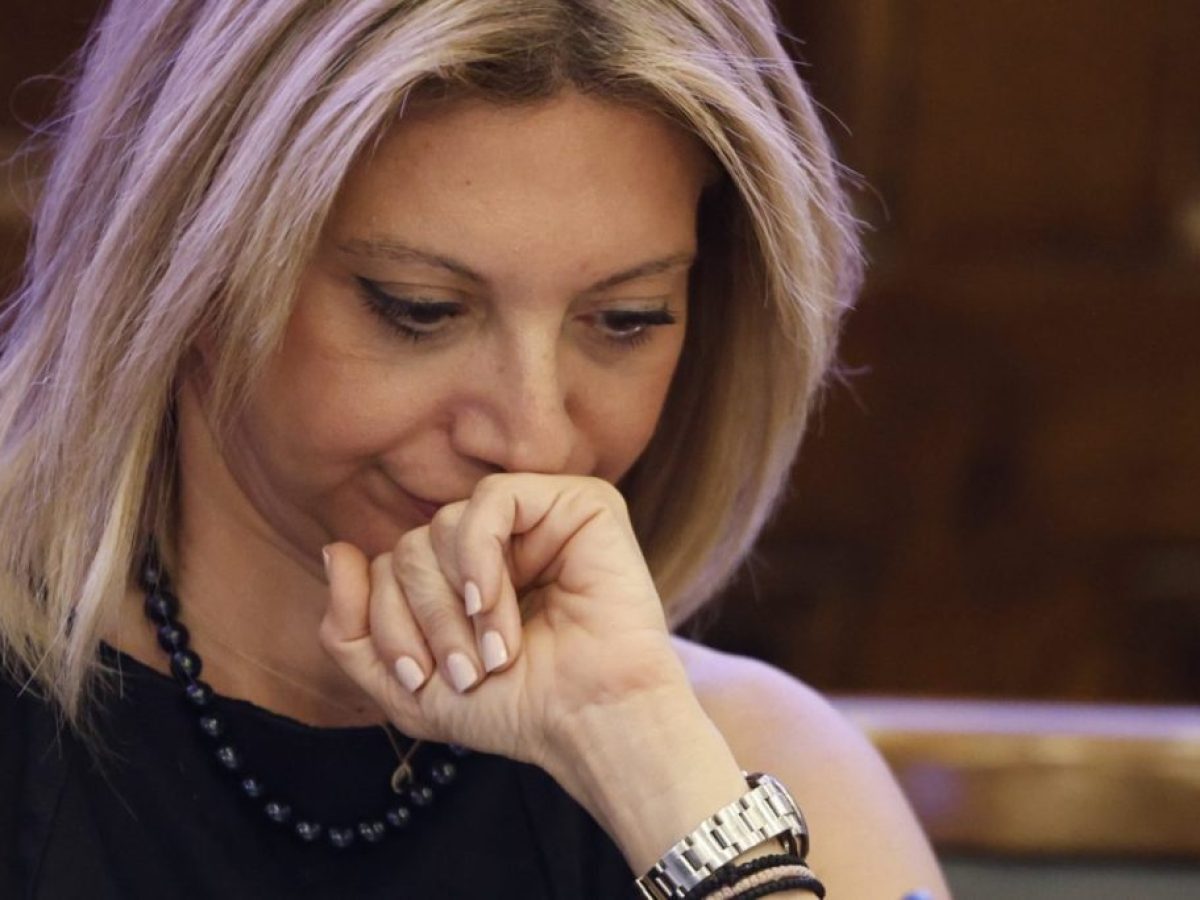 &Gamma;&epsilon;&omega;&rho;&gamma;&iota;ά&delta;&eta;&sigmaf;: &laquo;&Alpha;&kappa;&rho;&omicron;&delta;&epsilon;&xi;&iota;ά&raquo; &eta; &theta;έ&sigma;&eta; &tau;&eta;&sigmaf; &Kappa;&alpha;&rho;&upsilon;&sigma;&tau;&iota;&alpha;&nu;&omicron;ύ &sigma;&tau;&alpha; &epsilon;&theta;&nu;&iota;&kappa;ά &theta;έ&mu;&alpha;&tau;&alpha; &ndash; &Sigma;&tau;&eta;&nu; ί&delta;&iota;&alpha; &gamma;&rho;&alpha;&mu;&mu;ή &kappa;&alpha;&iota; &omicron; &Kappa;&alpha;&rho;&alpha;&nu;ί&kappa;&alpha;&sigmaf;