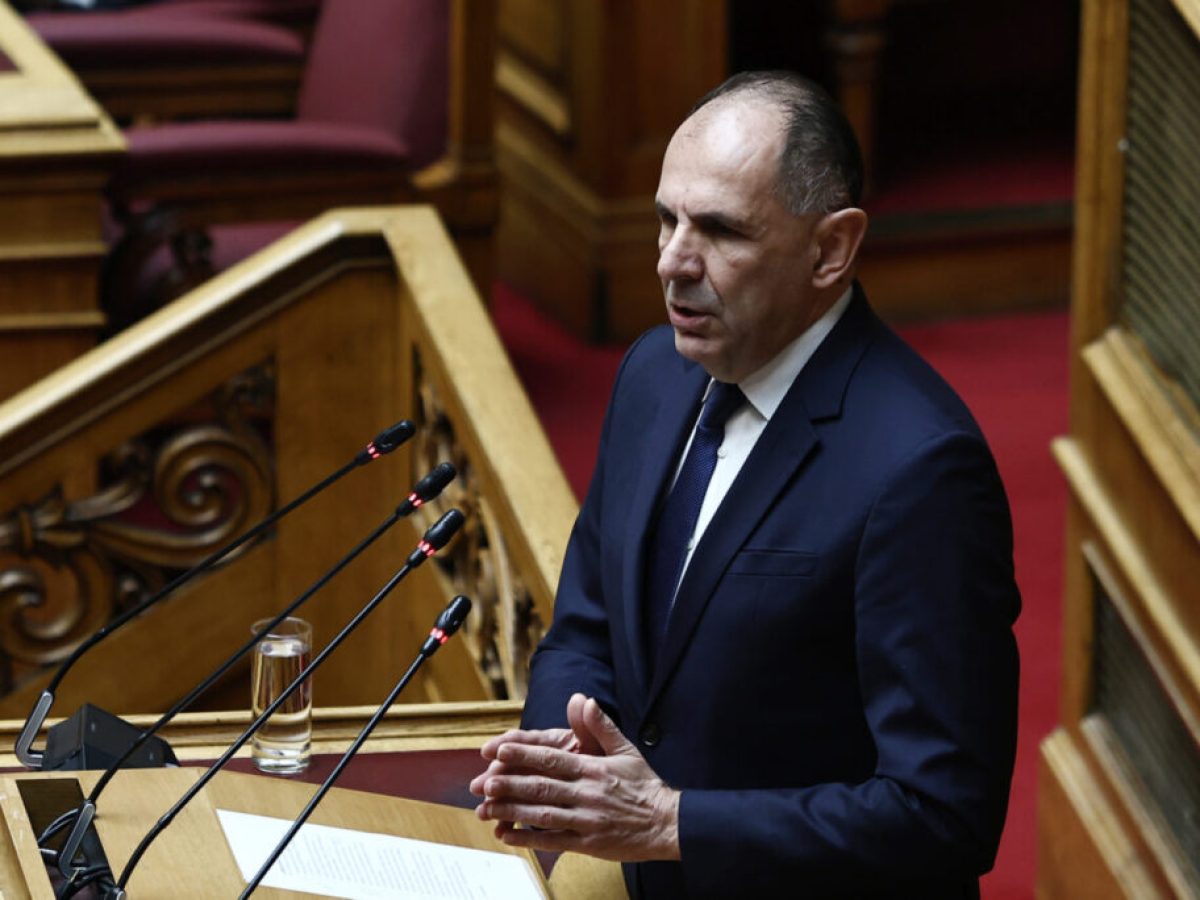 Γεραπετρίτης προς αντιπολίτευση: Ποια ατολμία; Εμείς επεκτείνουμε χωρικά ύδατα και θαλάσσια πάρκα