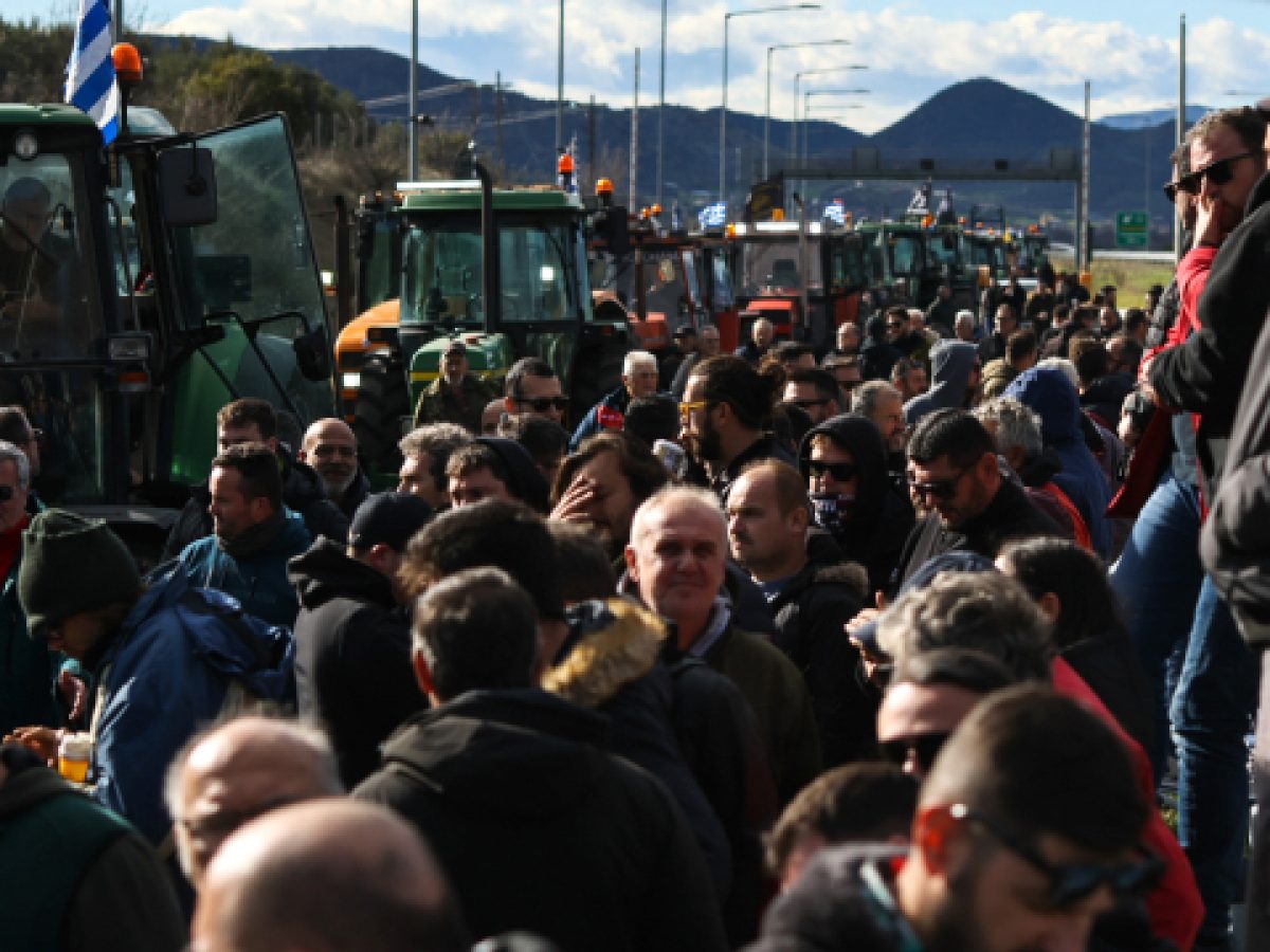 Γιατί ο Μητσοτάκης δέχθηκε δύο ραντεβού με αγρότες και κτηνοτρόφους – Η ατζέντα της Τρίτης και η δυσκολία συνεννόησης