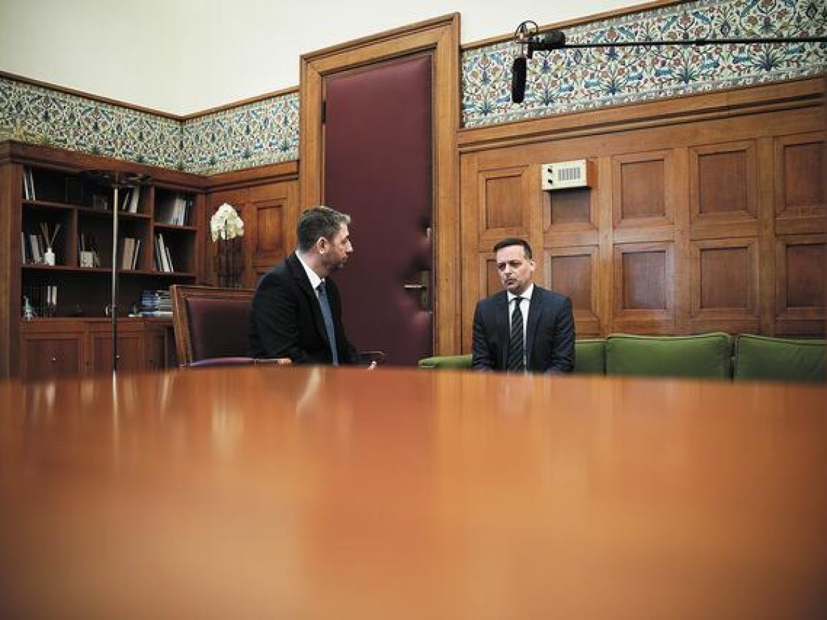 Γύρω γύρω κεντροαριστεροί και στη μέση ο… διάλογος