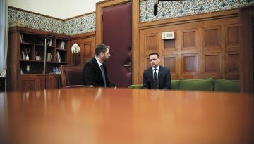 Γύρω γύρω κεντροαριστεροί και στη μέση ο… διάλογος