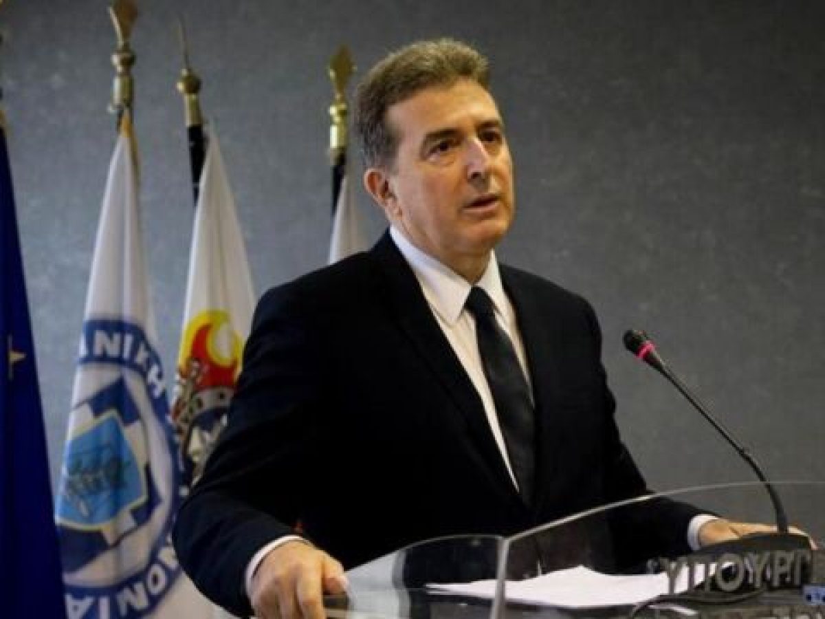 Οι αγρότες της Νίκαιας που άρχισαν να ζορίζονται, η στάση αναμονής Μητσοτάκη και η σκυτάλη που περνά στον Χρυσοχοΐδη