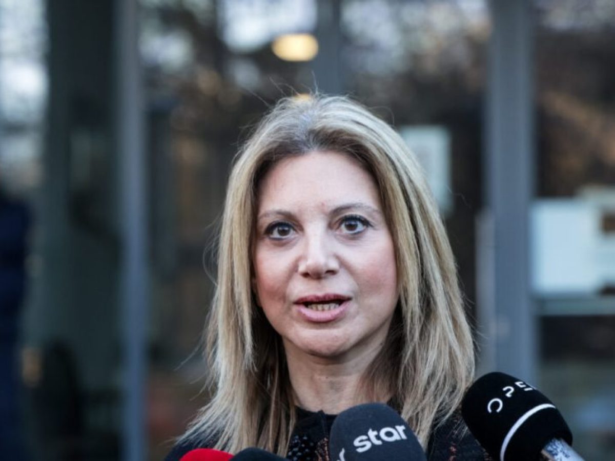 Η Καρυστιανού να παραιτηθεί από πρόεδρος του Συλλόγου των Τεμπών, ζήτησε το ΔΣ: «Θα το κάνω αν μου ζητηθεί σε συνέλευση»