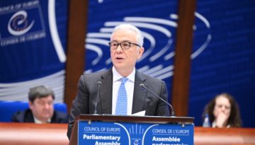 «Η κοινοβουλευτική συνέλευση είναι η πολιτική συνείδηση της Ευρώπης»: Ο Ρουσόπουλος αποχαιρέτησε την προεδρία της PACE