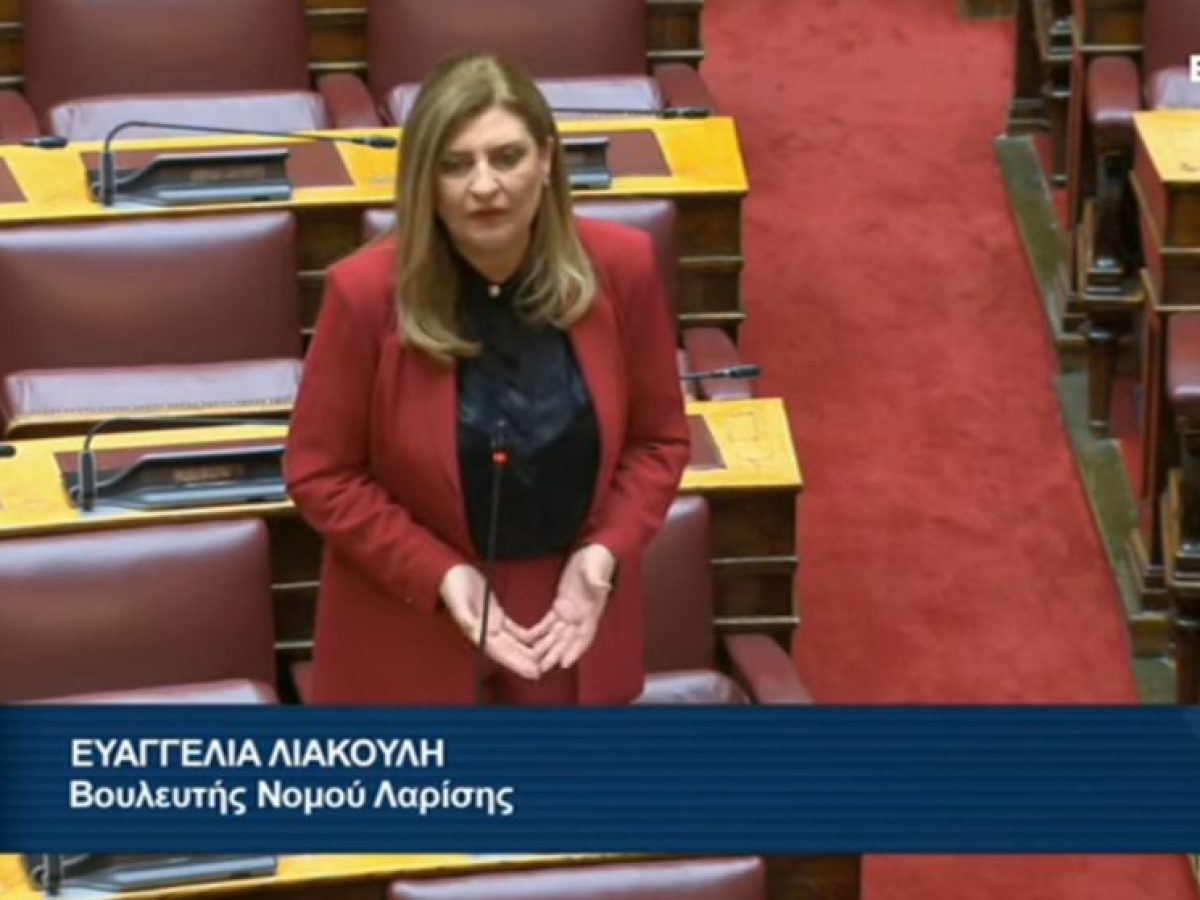 Η κυβέρνηση αποφεύγει να απαντήσει στη Λιακούλη για τον εμβολιασμό κατά της ευλογιάς