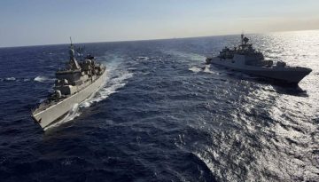 &Eta; &Lambda;&epsilon;&upsilon;&kappa;&omega;&sigma;ί&alpha; &pi;&omicron;&nu;&tau;ά&rho;&epsilon;&iota; &sigma;&epsilon; &nu;&alpha;&tau;&omicron;ϊ&kappa;ή &omicron;&mu;&pi;&rho;έ&lambda;&alpha; &sigma;&tau;&eta;&nu; &Alpha;&nu;&alpha;&tau;&omicron;&lambda;&iota;&kappa;ή &Mu;&epsilon;&sigma;ό&gamma;&epsilon;&iota;&omicron;