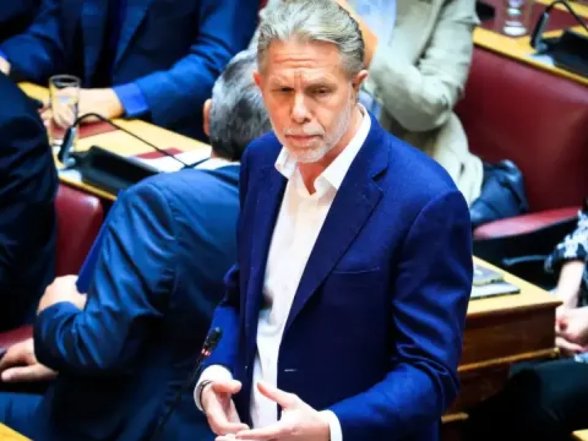 Η παράταση στη δημοσκοπική βελόνα του ΠΑΣΟΚ από Γερουλάνο, οι στοχευμένες αιχμές για την ηγεσία και η… κομψή απάντηση γ