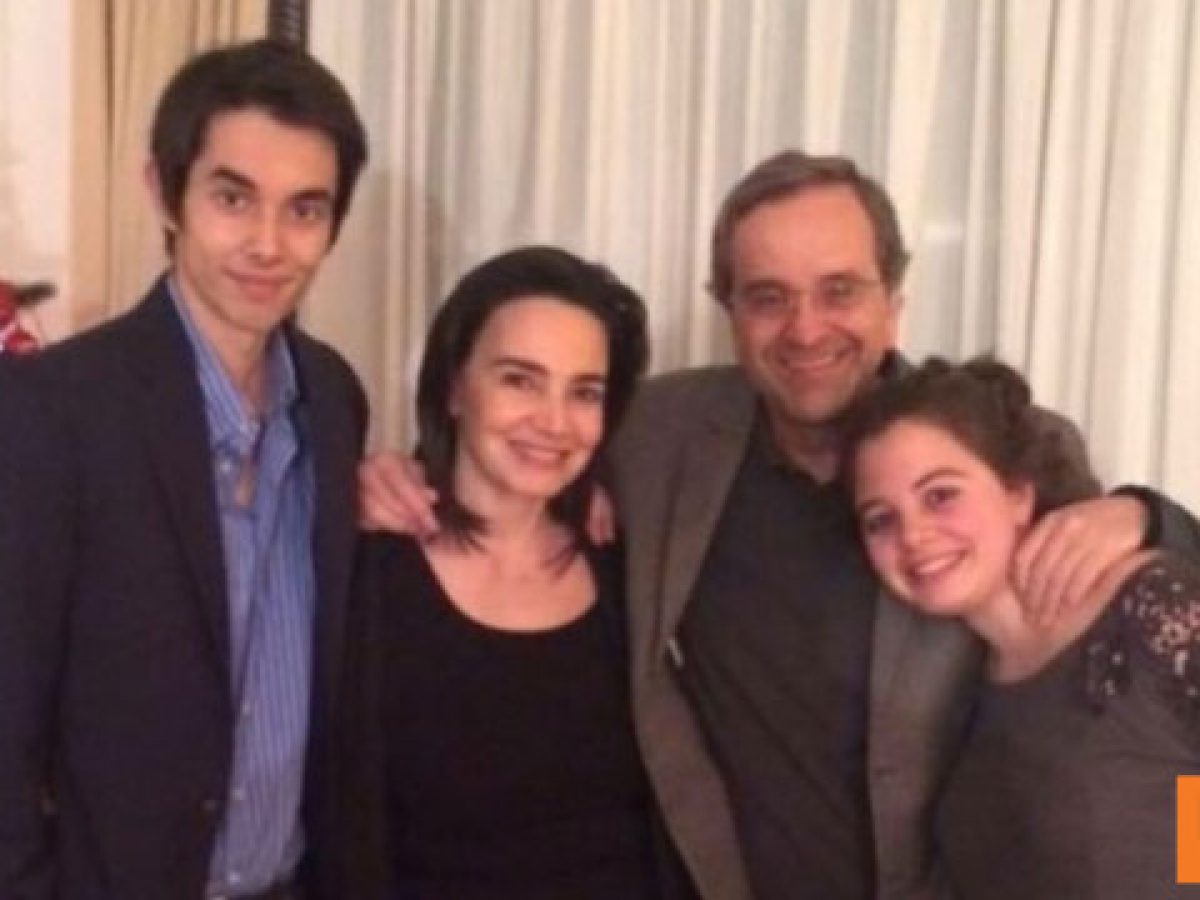 Η συγκινητική ανάρτηση του Κώστα Σαμαρά για την αδελφή του Λένα: «Για εμάς είσαι πάντα εδώ»