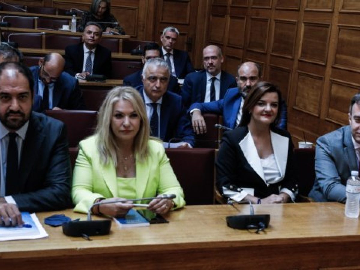 Υποκλοπές: Οι «στημένες» ερωτήσεις των βουλευτών της ΝΔ στον Τρίμπαλη στην Εξεταστική και το μήνυμα από το δεξί χέρι του