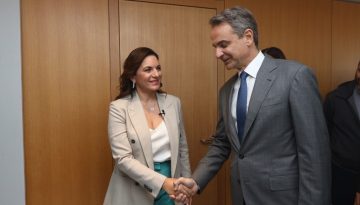 Υποβαθμίζει η κυβέρνηση το τετ-α-τετ Κυριάκου – Όλγας