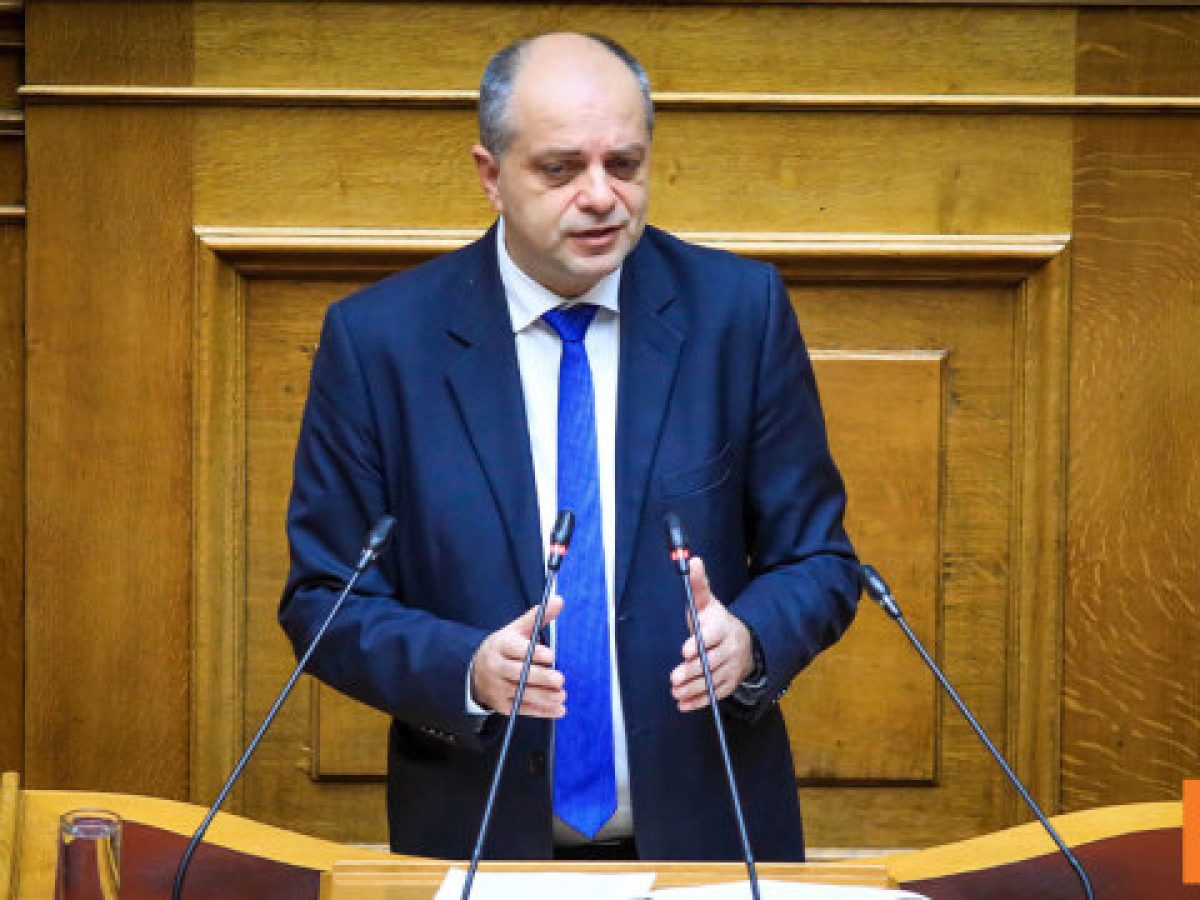 Ισότιμη αναγνώριση της ναυτικής υπηρεσίας σε ιδιωτικά σκάφη ζητά ο Χρήστος Καπετάνος