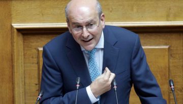 Κ. Χατζηδάκης: Συλλυπητήρια για την τραγωδία στα Τρίκαλα – Αναβάλλεται η κοπή της πίτας του γραφείου του