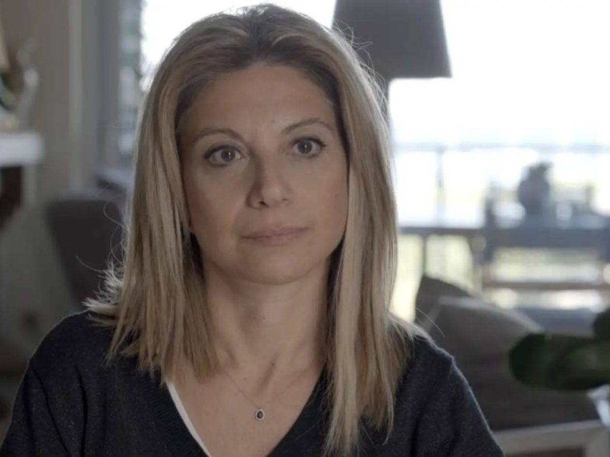 Καρυστιανού: «Κουρελόχαρτο το Σύνταγμα – καταργήστε το Αρθρο 86»