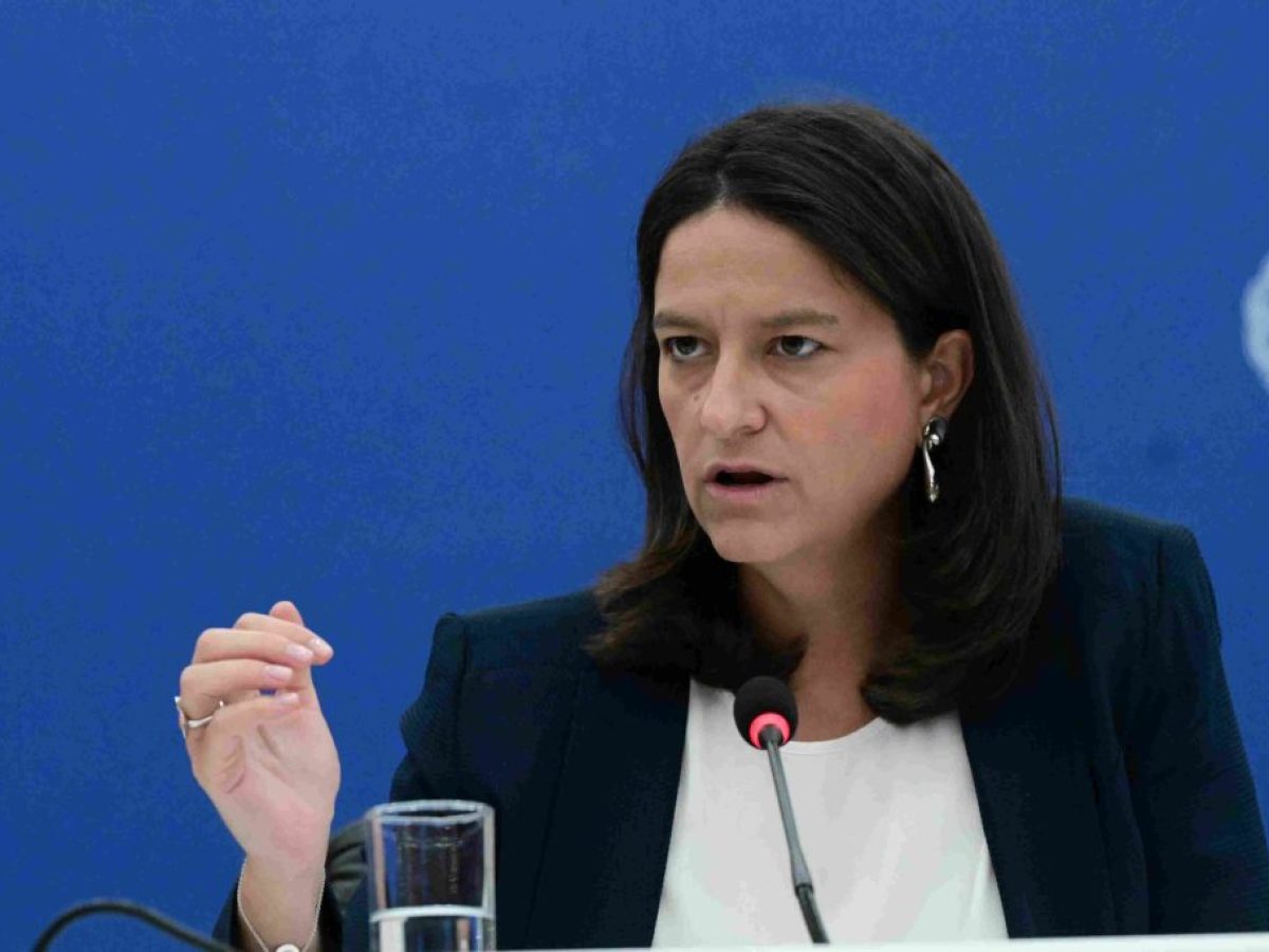 Κεραμέως: Στο δεύτερο χαμηλότερο σημείο στην ιστορία της χώρας η ανεργία