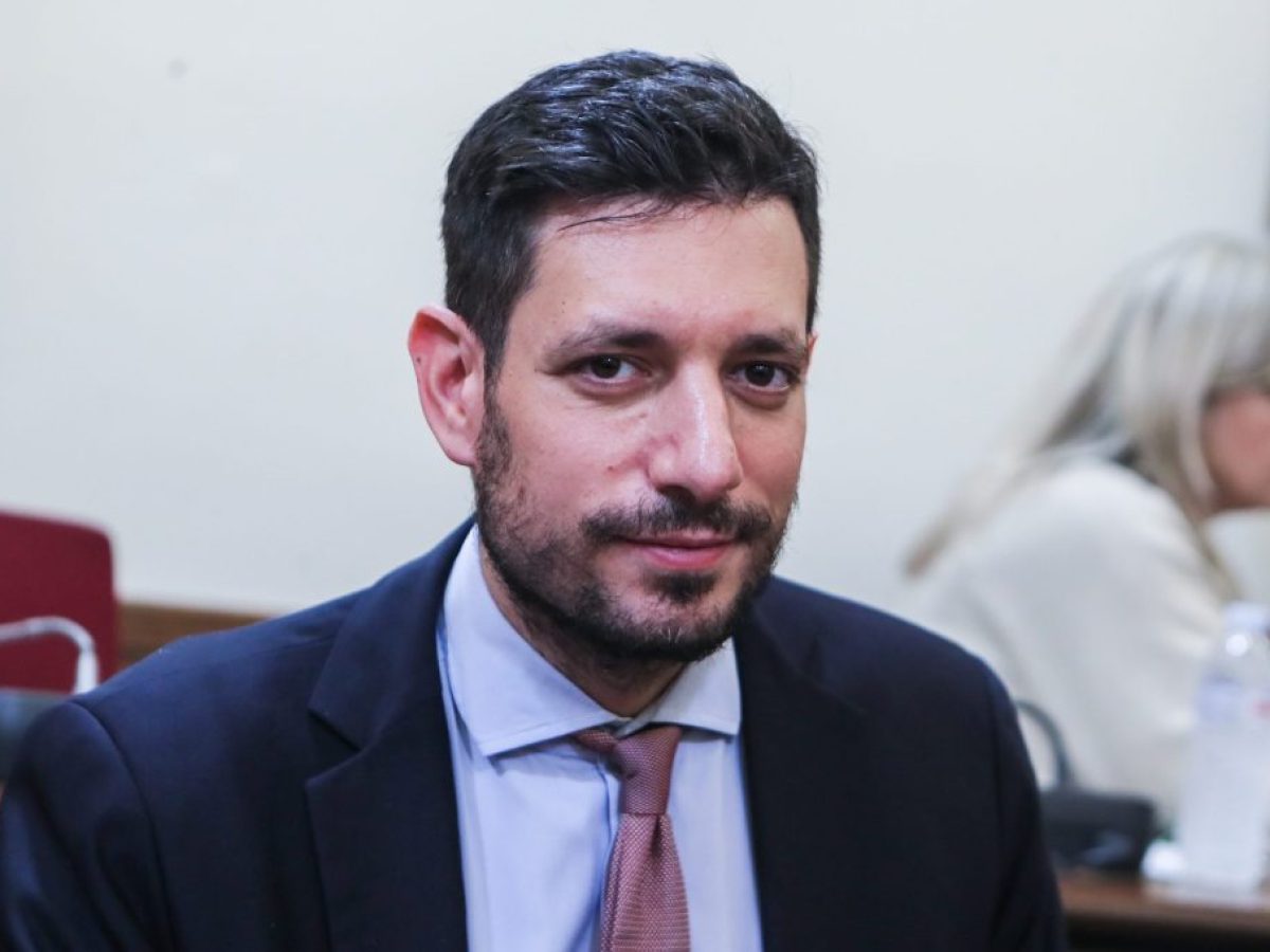 Κυρανάκης στο “Face 2 Face” για την πρώτη του δουλειά: «Στην πολιτική, κατάλαβα πόσο σημαντικό είναι να έχεις ένσημα στην