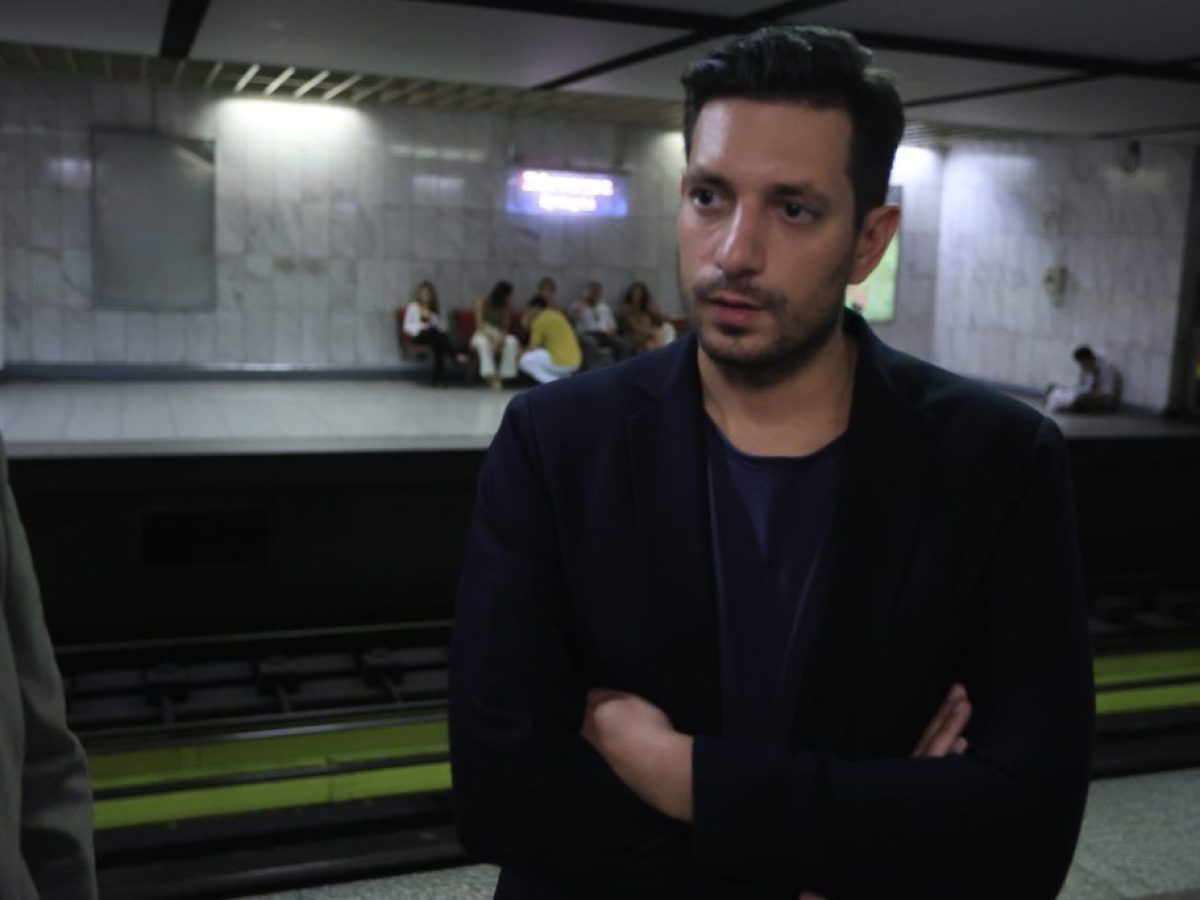 Κυρανάκης στο “Face 2 Face”: Είμαι προϊόν καλοκαιρινού έρωτα στη Σκιάθο – Δεν του κρατάω κακία, είναι ο βιολογικός μου πα