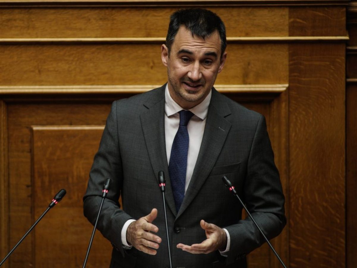 Κυριακάτικο σημείωμα Χαρίτση: Η κυβέρνηση δεν προσποιείται καν ότι προτείνει διέξοδο από τα προβλήματα
