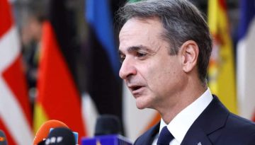 &Kappa;&upsilon;&rho;&iota;ά&kappa;&omicron;&sigmaf; &Mu;&eta;&tau;&sigma;&omicron;&tau;ά&kappa;&eta;&sigmaf;: &Sigma;&epsilon; &epsilon;&kappa;&delta;ή&lambda;&omega;&sigma;&eta; &tau;&omicron;&upsilon; CDU &ndash; &Theta;&alpha; &mu;&iota;&lambda;ή&sigma;&epsilon;&iota; &gamma;&iota;&alpha; &tau;&eta;&nu; &epsilon;&lambda;&lambda;&eta;&nu;&iota;&kappa;ή &omicron;&iota;&kappa;&omicron;&nu;&omicron;&mu;ί&alpha;