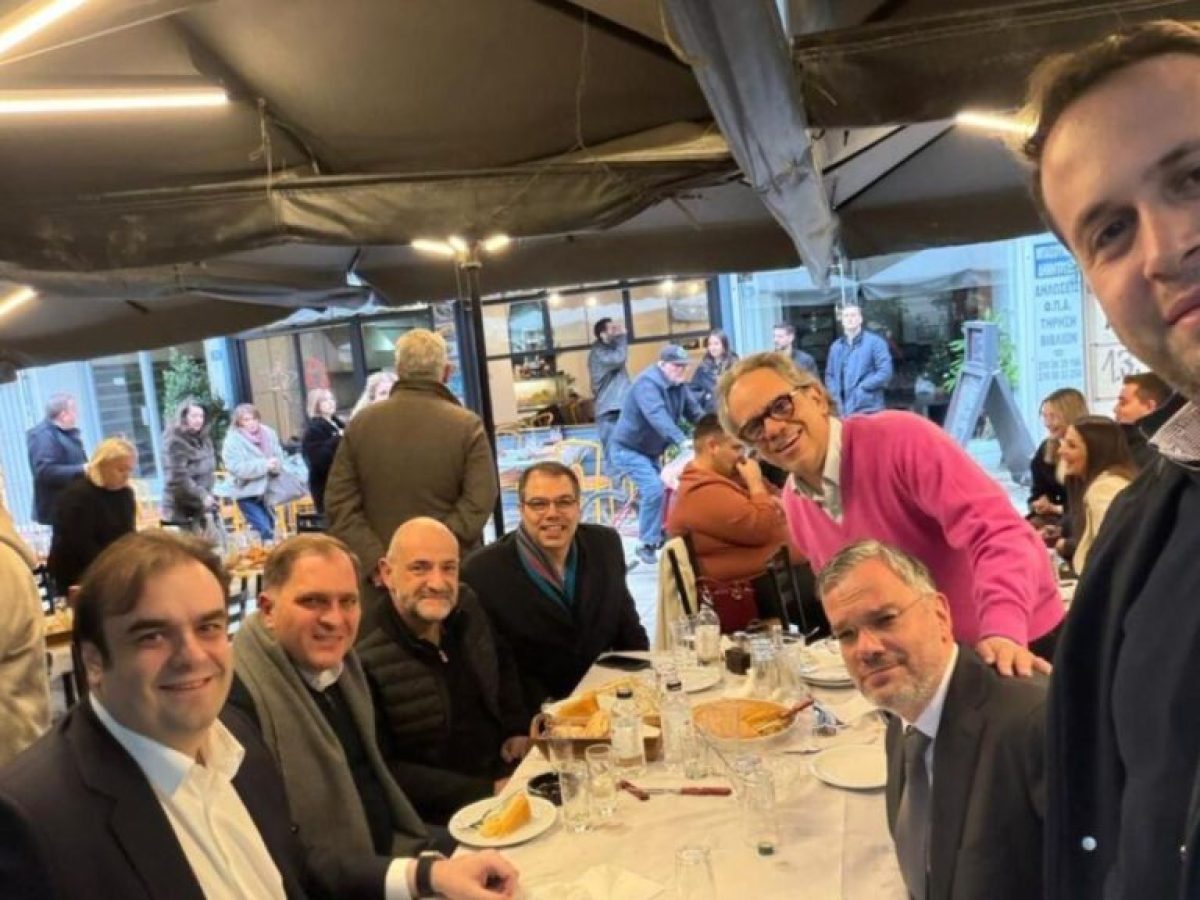 Κυριάκος Πιερρακάκης: Η στενή σχέση με το Μεταξουργείο και το γεύμα με τους συνεργάτες του πριν την «πρεμιέρα» στην Προεδ